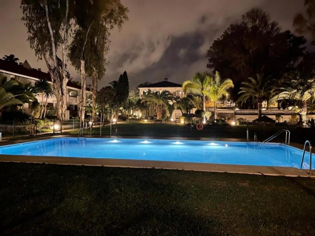 Apartamento Ordomar Banus 马尔韦利亚 外观 照片